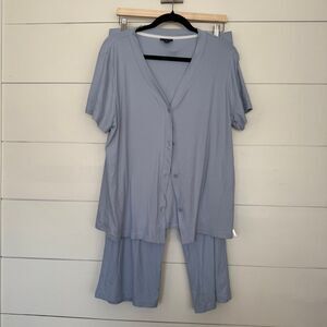 Tahari Women’s XL Blue Ribbed 2 Piece Pajama Set